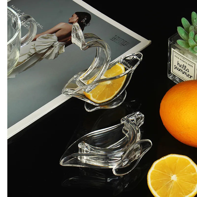 1PC Kitchen Home Slip Tool Press Squeeze Fruit Mini Manual Juicer Bird Shape Transparent Portable Orange Lemon Manual Juicer